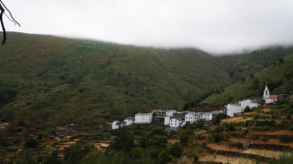 فيلا Casa Cima Chas de Egua المظهر الخارجي الصورة